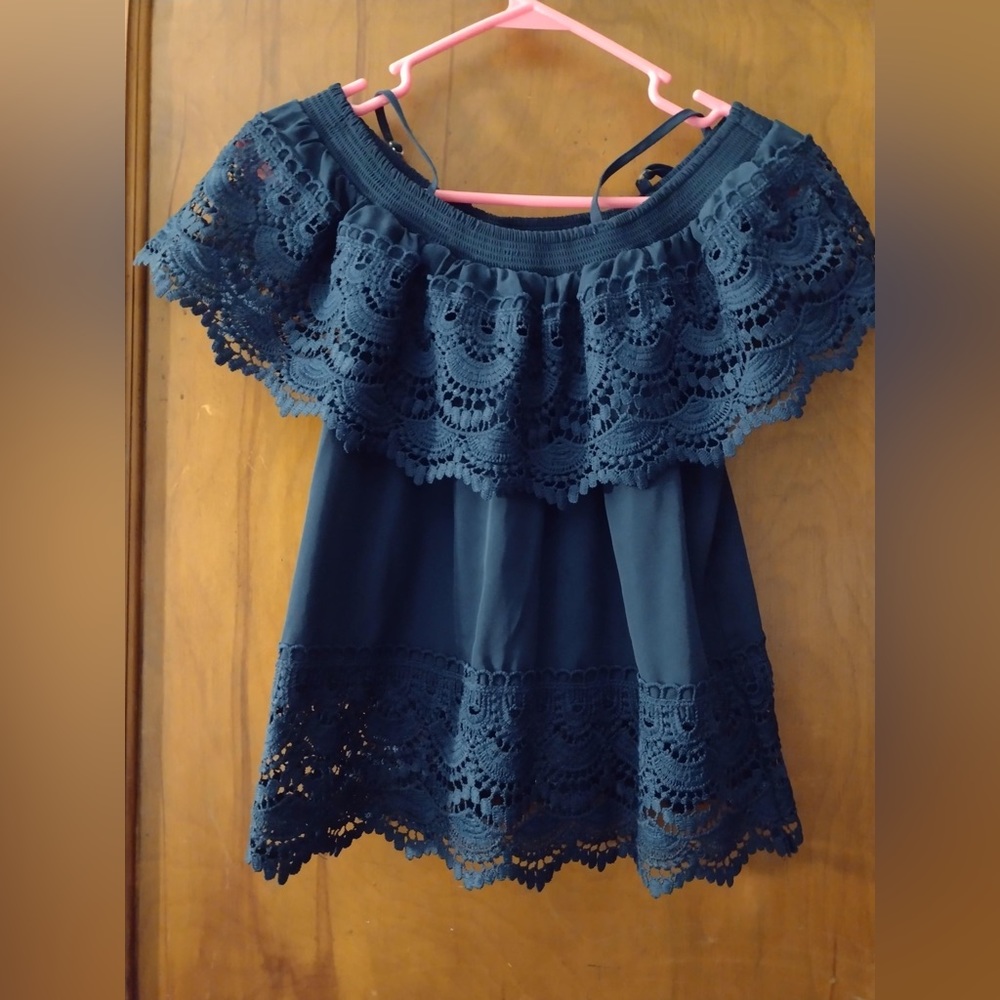 No Boundaries Off Shoulder Blouse